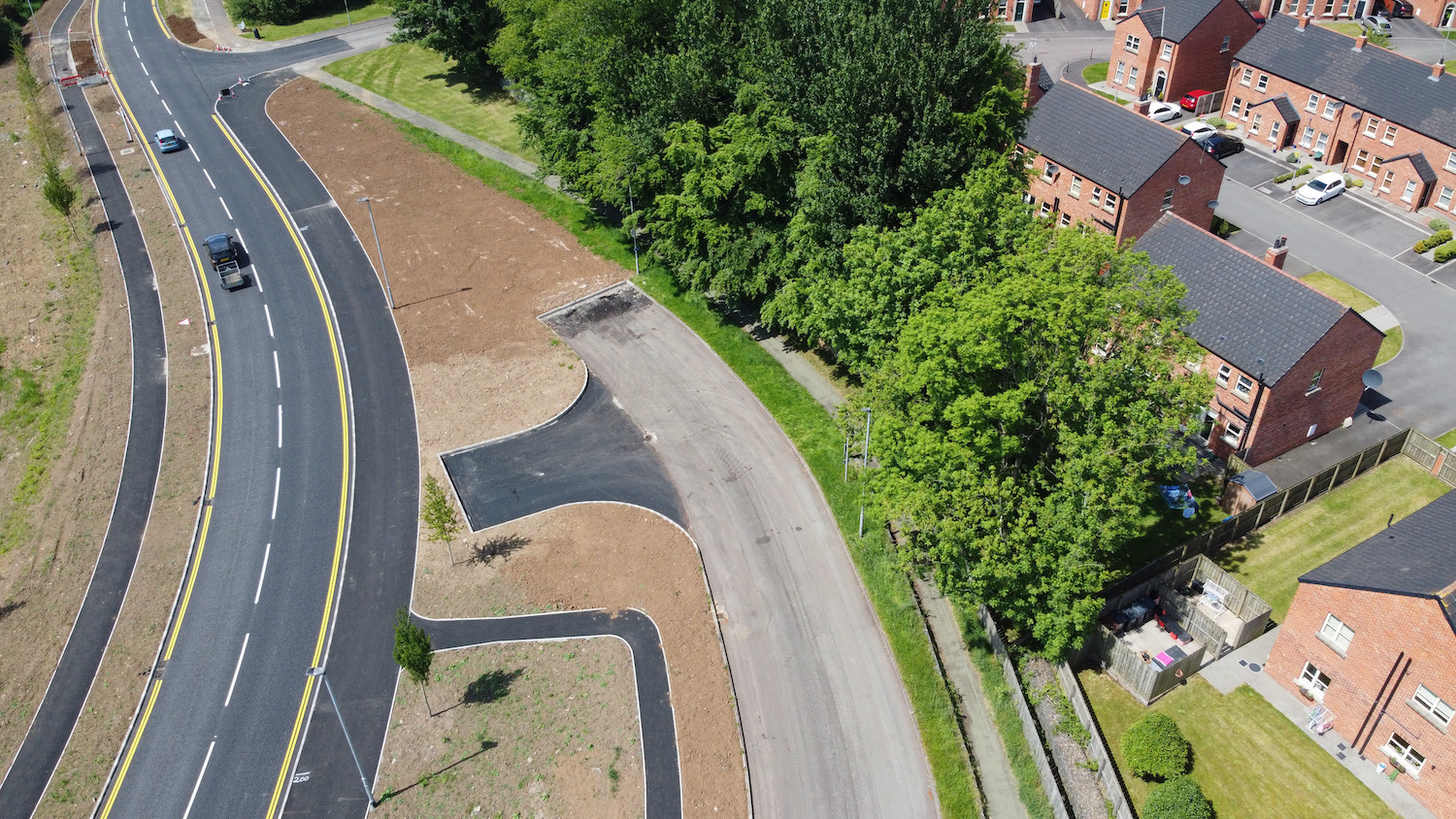 Turning head adjacent to new road